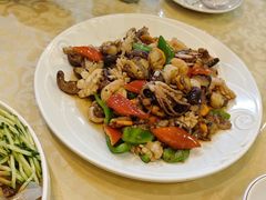 -鑫渔港海鲜本地菜·山海关浑锅(东戴河店)