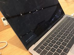 -Apple零售店(玄武湖店)