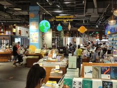 大堂-阅·潮Readzone(珠海华发商都店)