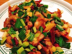 宣威小炒肉-云海肴·汽锅鸡·云南菜(天山百盛优客店)