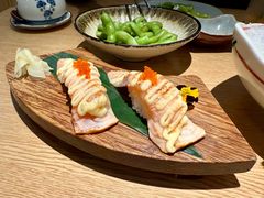 炙烤三文鱼亲子手握寿司-阿吾罗·月咏精致日料(港汇恒隆广场店)