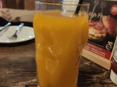 -HIGH FIVE哈福手工汉堡(桂林路店)