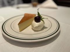 -Wolfgang’s Steakhouse 沃夫冈牛排馆(上海白玉兰广场店)