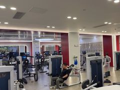 -英派斯健身旗舰店(海信国际中心馆)