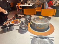 -芸山季·云南山珍菌火锅(人民广场来福士店)