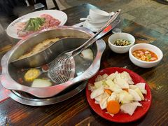 -顺水湾·牛肉牛杂火锅(驾鹤店)