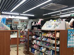 -全家便利店(莲花池东路店)
