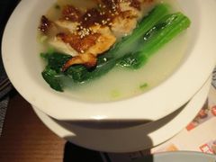 -卡普里披萨·牛扒·下午茶