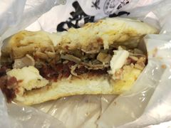 鸭肠牛肉夹馍-清真拉妈卤味(回民街店)