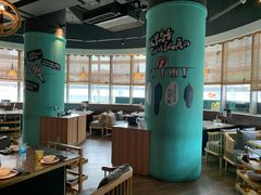 -三人行骨头王火锅(长寿店)