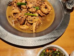 -成老灶火锅鸡(平山店)
