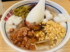 -蓉李记成都名小吃(武汉经开万达店)