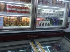 -全家便利店(东直门店)