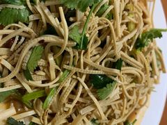 凉拌豆腐皮-老三烧烤(二环西路店)