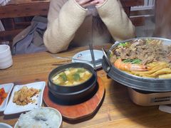 -百年石锅饭·朝鲜族传统民餐