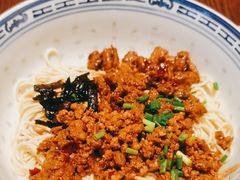 -辣肉面大王(天平路店)