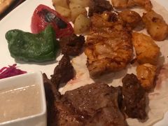 -Efes Turkish & Mediterranean Cuisine 艾菲斯餐厅(陆家嘴店)