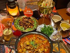 -何师烧烤Pro ·江湖川菜·小龙虾·精酿啤酒(太古里旗舰店)