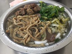 -花溪牛肉粉(八鸽岩店)