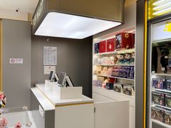 -泡泡玛特POPMART(凯德大峡谷店)