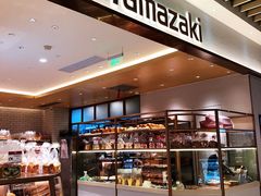 面包甜点陈列柜-山崎面包(静安久光店)