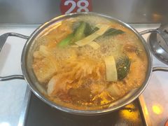 番茄锅-亿富盛餐饮旋转小火锅(乐客城店)