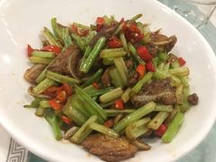 -鑫皇朝酒店(建设一路店)