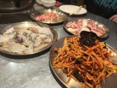 -合易泓烤肉•首创生椰大油边(宁山路店)