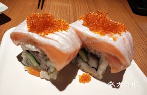 Salmon Belly Roll