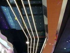 -时尚MEGO商业广场(华新地铁店)