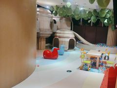 -水桶王国主题餐厅·聚会·生日派对·亲子活动·家庭套餐(亚龙湾希尔顿店)