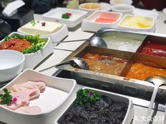 -海底捞火锅鲜切牛肉主题店(长寿路店)