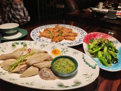 -粤·向群饭店(麓景路店)