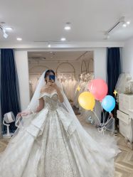 -予白婚纱礼服馆