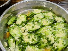 蒜蓉蒸丝瓜-溪悦渔庄(九龙湖店)