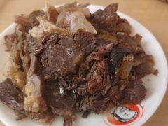 -闫家驴肉老店(华电一校店)