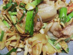 -魏铭鱼头捞饭(晋阳路店)