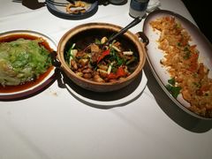 -八府香鸭·啫啫煲(华山路店)