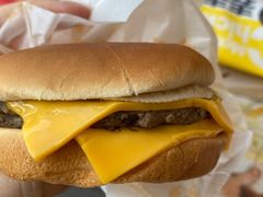 -麦当劳(普陀香溢花城店)