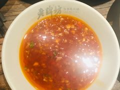 -老牌坊云南鱼豆花火锅(嵩山店)