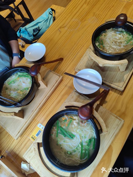 勺子米线·云南传统小吃市集(四方街店)图片