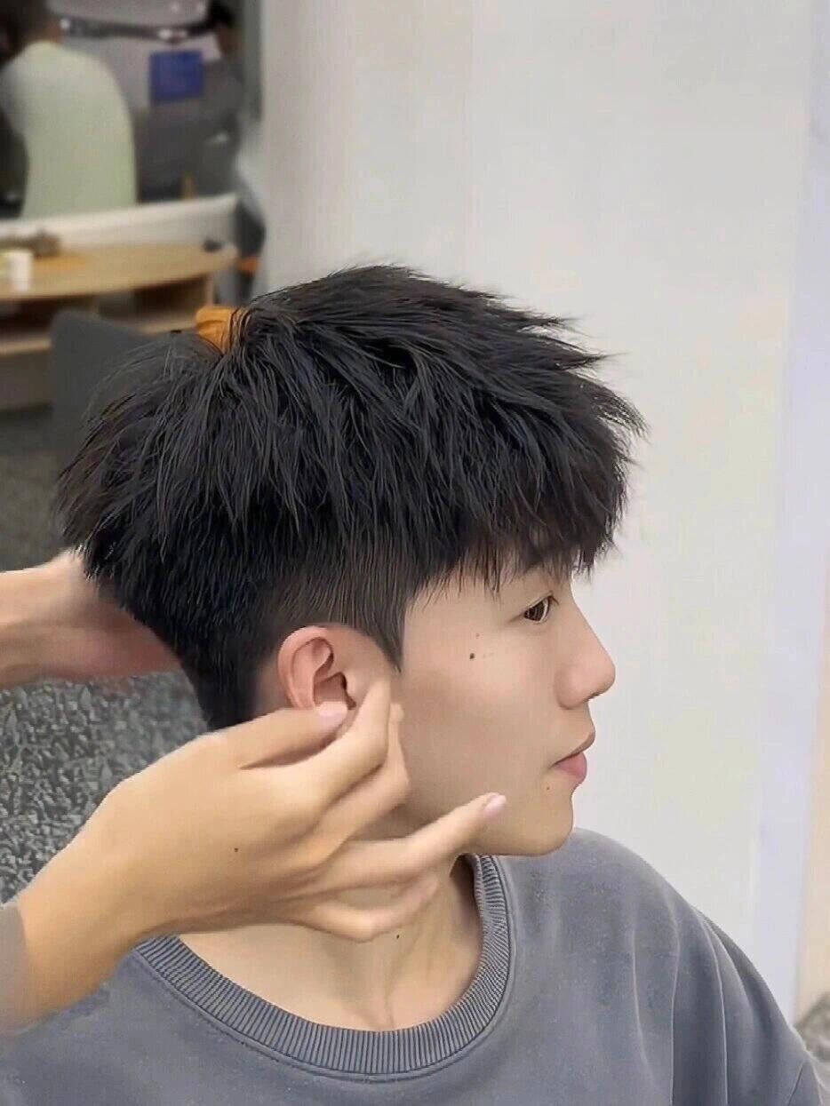 人人都喜欢的清爽短发#短碎盖