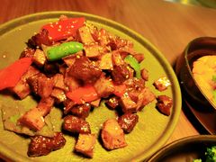 -来龙里 精致 东南亚餐室(万象城店)