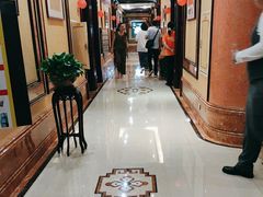 -皇宫大酒店