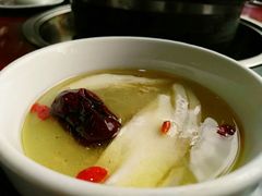 -南渝食府.墨脱石锅松茸鸡