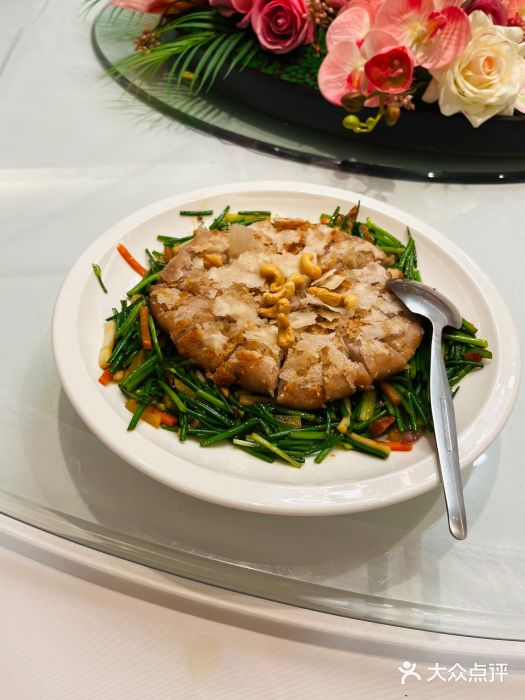 君海悦酒楼招牌七彩芋香图片