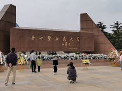 -上海市龙华烈士陵园