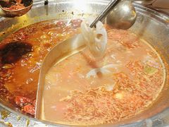 -老房老舍重庆火锅(假日城市店)