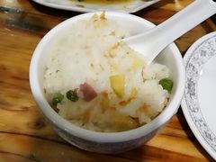 纳西铜锅饭-小锅巴纳西餐厅