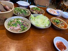 -谢老五跷脚牛肉·非遗传承店